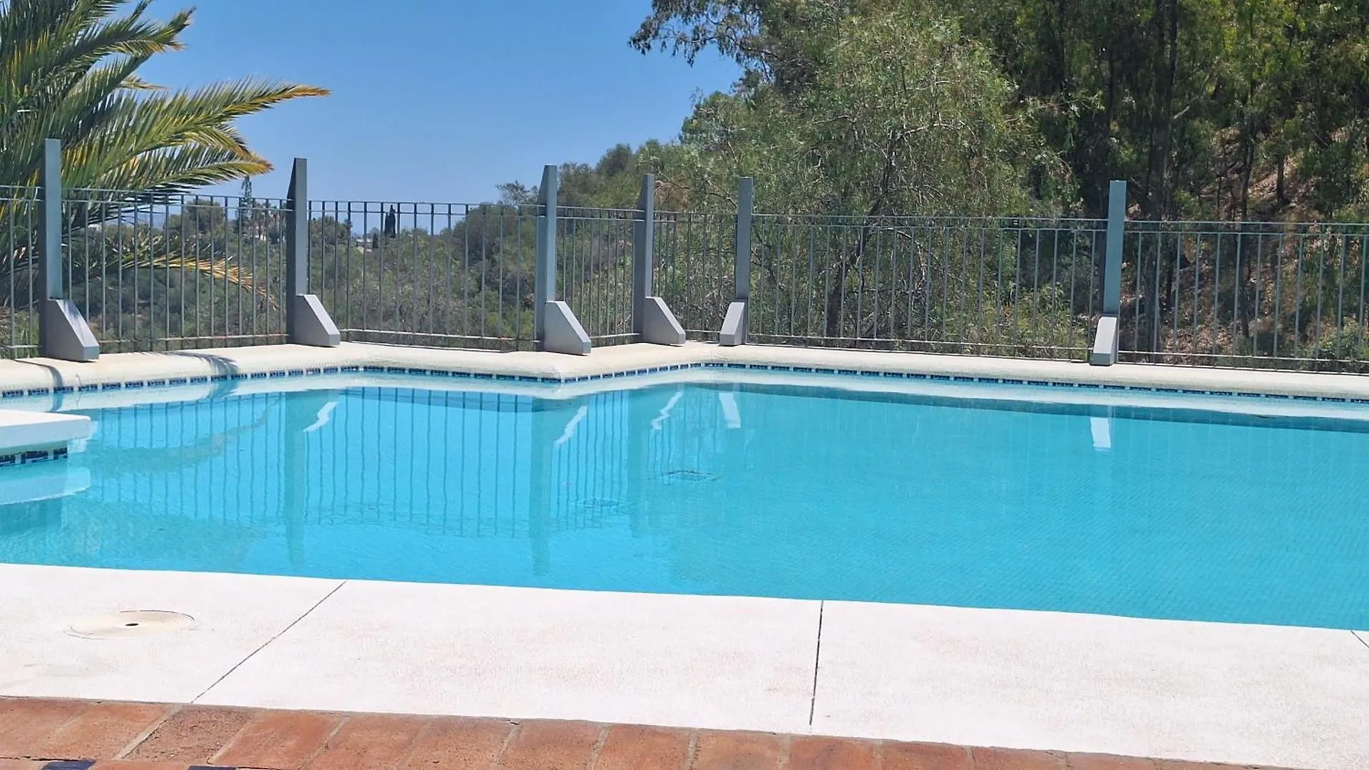 Marbella Sea View Apartment Benahavis 0*,
