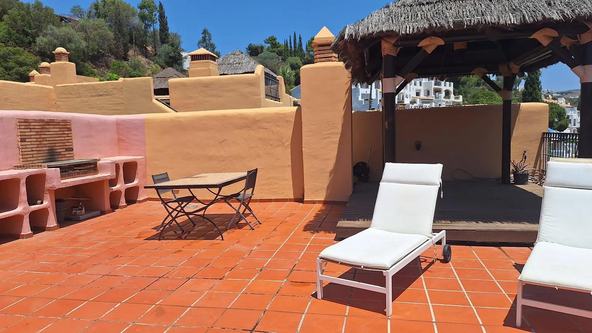 Marbella Sea View Apartment Benahavis